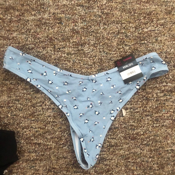 Thong - Picture 1 of 3